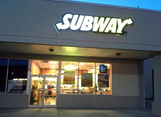 massachusetts/quabbin-reservoir/restaurant/subway