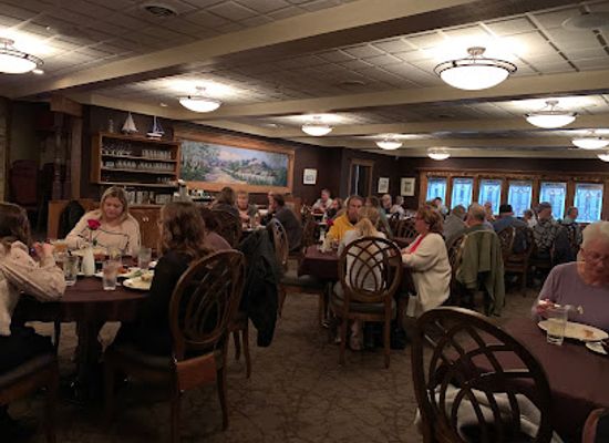 michigan/upper-peninsula/restaurant/stonehouse-restaurant-lounge
