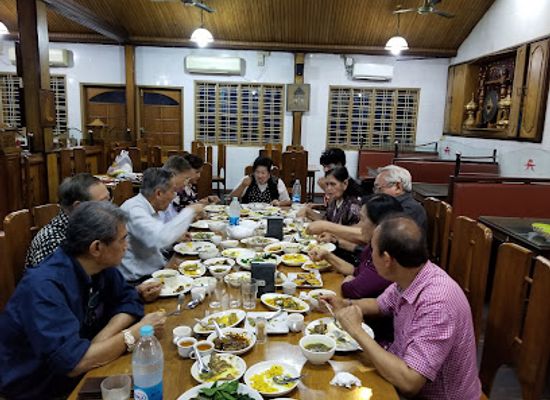 myanmar-burma/yangon/sanchaung/restaurant/danuphyu-daw-saw-yee-myanmar-restaurant