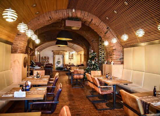 romania/sibiu-area/restaurant/la-turn