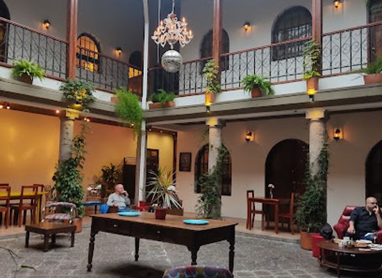 ecuador/quito/centro-historico/restaurant/la-caponata