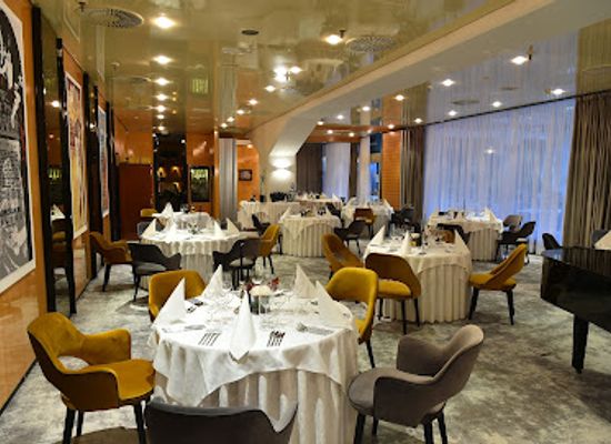 slovenia/central-slovenia/restaurant/maxim