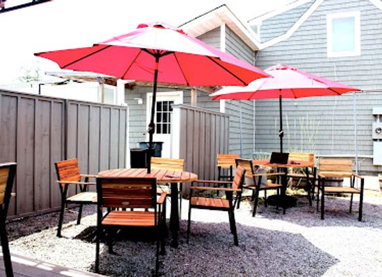new-york/montauk/restaurant/seaside-house-bar