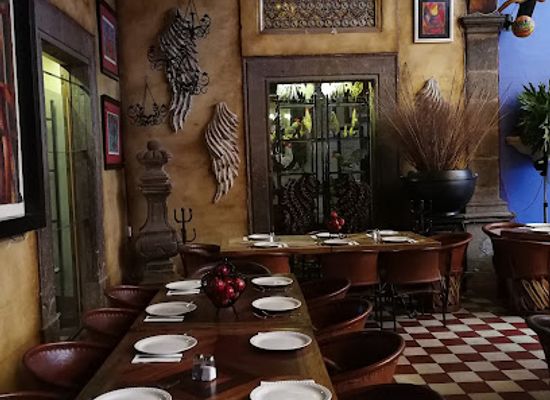 mexico/guadalajara/tlaquepaque-centro/restaurant/restaurante-casa-luna