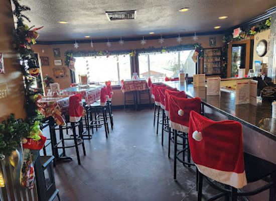 colorado/estes-park/restaurant/cousin-pat-s-pub-grill