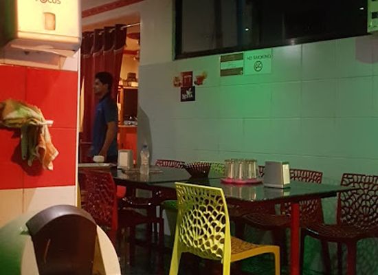 maldives/male/restaurant/evening-cafe