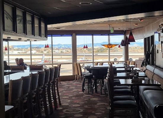 colorado/eastern-plains/restaurant/the-perfect-landing-restaurant