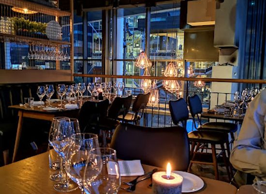 norway/oslo/restaurant/stock-restaurant