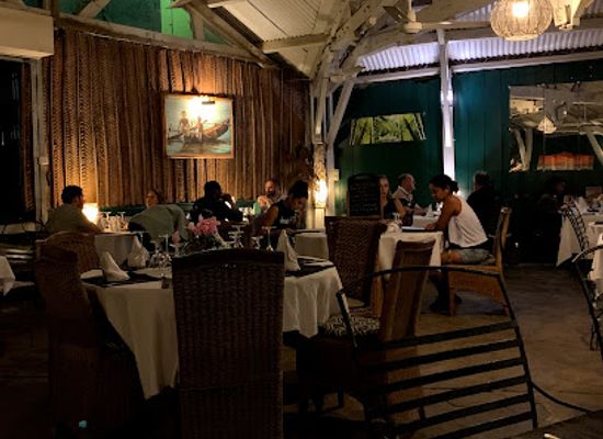mayotte/chirongui/restaurant/auberge-du-rond-point