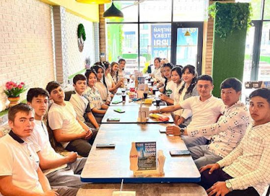 kazakhstan/turkestan-region/restaurant/rizo-burger