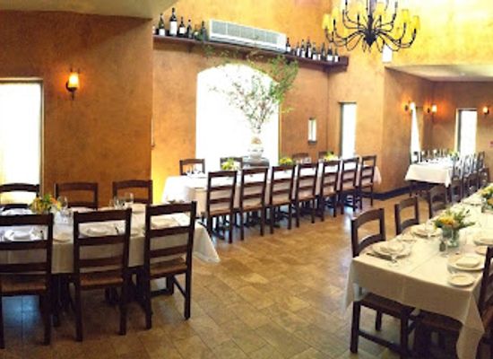 new-york/hudson-valley/restaurant/aroma-osteria