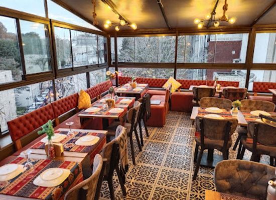 turkiye/troad/restaurant/pleasure-terrace-roof-restaurant-in-istanbul