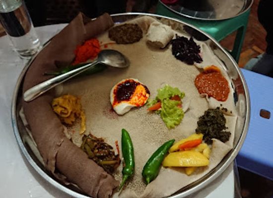 ethiopia/welayta/restaurant/azmera-shiro-no-2-bole-medhanialem-2