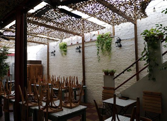 argentina/mendoza/restaurant/fuente-y-fonda
