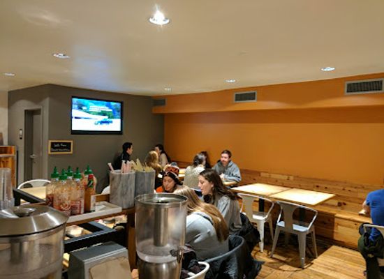 virginia/charlottesville/restaurant/roots-natural-kitchen