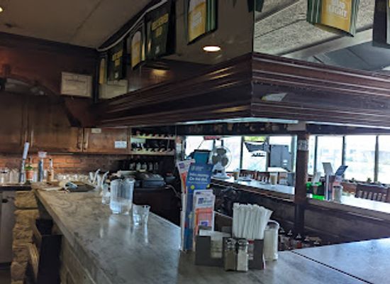 new-york/ithaca/restaurant/kelly-s-dockside-cafe