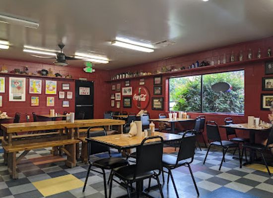 alabama/lake-eufaula/restaurant/phil-s-barbeque