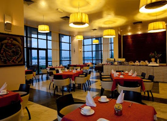 mali/mande/restaurant/belvedere