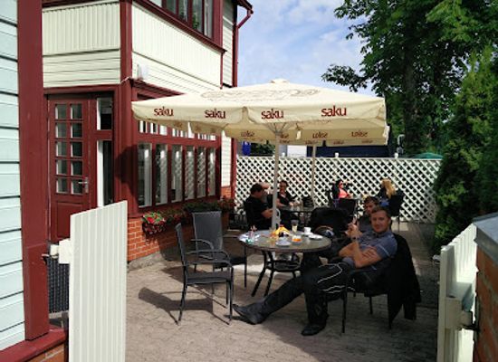 estonia/parnu/restaurant/kaks-pulka