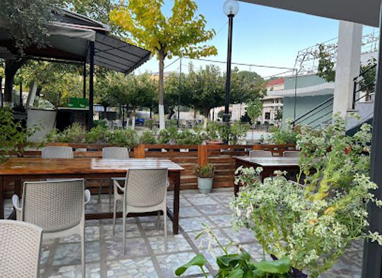 albania/permet/restaurant/bar-restaurant-lulishte