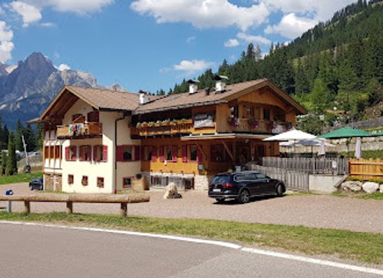 italy/val-di-fassa/restaurant/soldanella