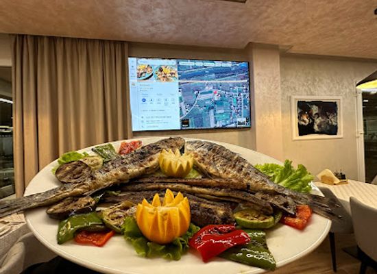 albania/lezhe/restaurant/evergreen