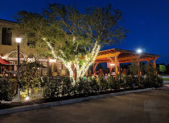 texas/brazos-valley/restaurant/christopher-s-world-grille