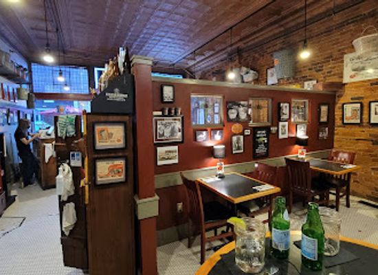 west-virginia/spruce-knob/restaurant/later-alligator