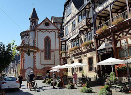 germany/rhineland/restaurant/hotel-cafe-burg-stahleck
