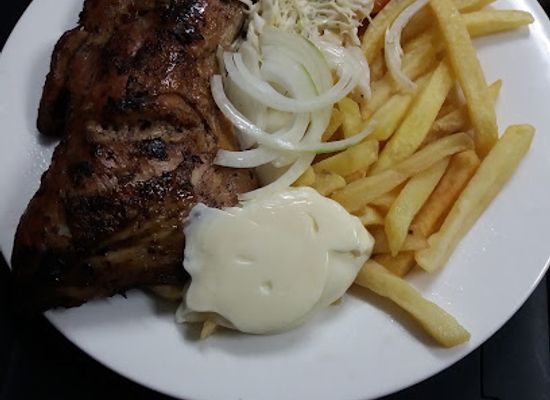 guinea/conakry/kaloum/restaurant/big-fataya-kaloum