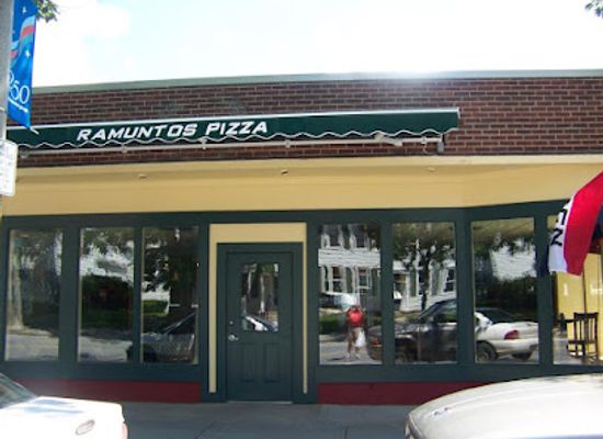 vermont/bennington/restaurant/ramunto-s-brick-oven-pizza