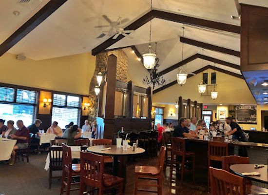 rhode-island/warwick/restaurant/the-greenwood-inn