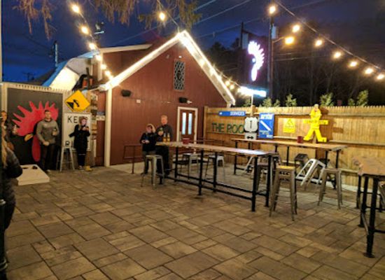 massachusetts/franklin-county/restaurant/red-rooster-bar-and-grill