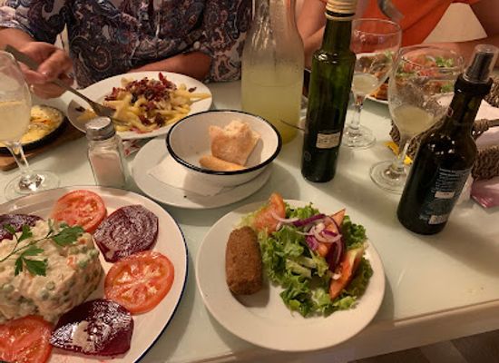 uruguay/cerro-catedral/restaurant/parador-rocha