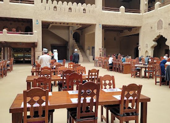 oman/al-hajar-ash-sharqi/restaurant/rozna-restaurant