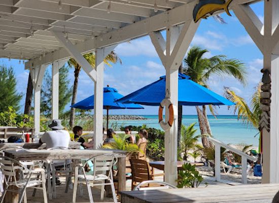 the-bahamas/lucaya/restaurant/banana-bay