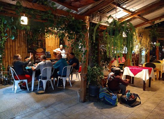 guatemala/panajachel/restaurant/restaurante-el-bistro