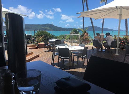 australia/the-whitsundays/restaurant/verandah-bar