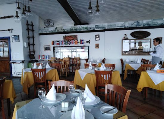 chile/valparaiso/barrio-puerto/restaurant/bahia-valparaiso-restaurante