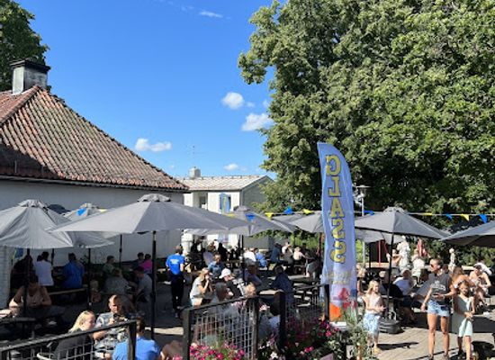 sweden/gastrikland/restaurant/mitt-i-gar-n