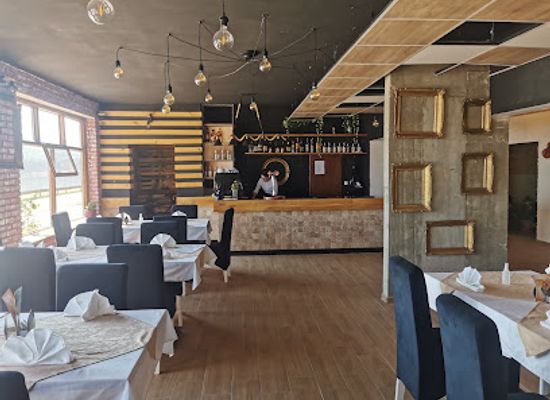 serbia/branicevo/restaurant/restoran-karpati-kapija-derdapa-la-ion-taverna-carpati-portile-de-fiar-la-ion