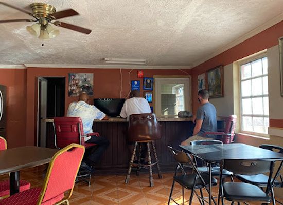 the-bahamas/andros/restaurant/golden-conch
