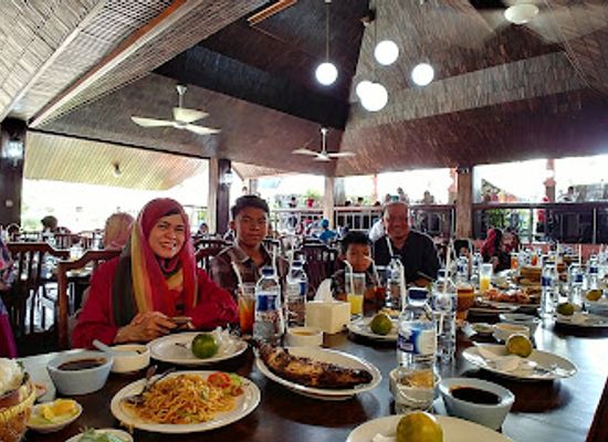 indonesia/east-kalimantan/restaurant/bondy-bakery-restaurant