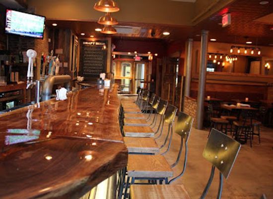 rhode-island/providence/downtown-providence/restaurant/rogue-island-local-kitchen-bar
