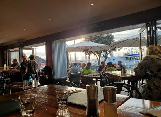 new-zealand/napier/restaurant/the-thirsty-whale-bar-restaurant