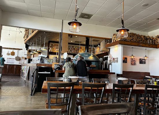 utah/cedar-breaks-national-monument/restaurant/the-pizza-cart