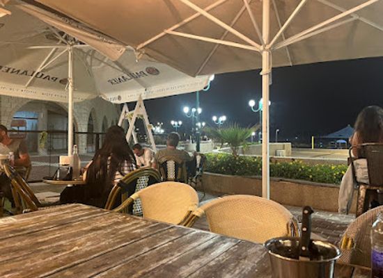 israel/ashdod/restaurant/ze