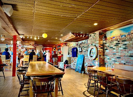 maine/washington-county/restaurant/peter-trout-s-tavern-and-inn