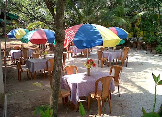 india/tarkarli/restaurant/swati-nyahari-nivas