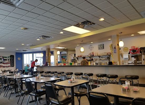 michigan/muskegon/restaurant/carmen-s-cafe